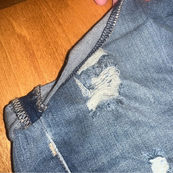 NWT Express Women’s Denim Shorts size 0 - Picture 2 of 6